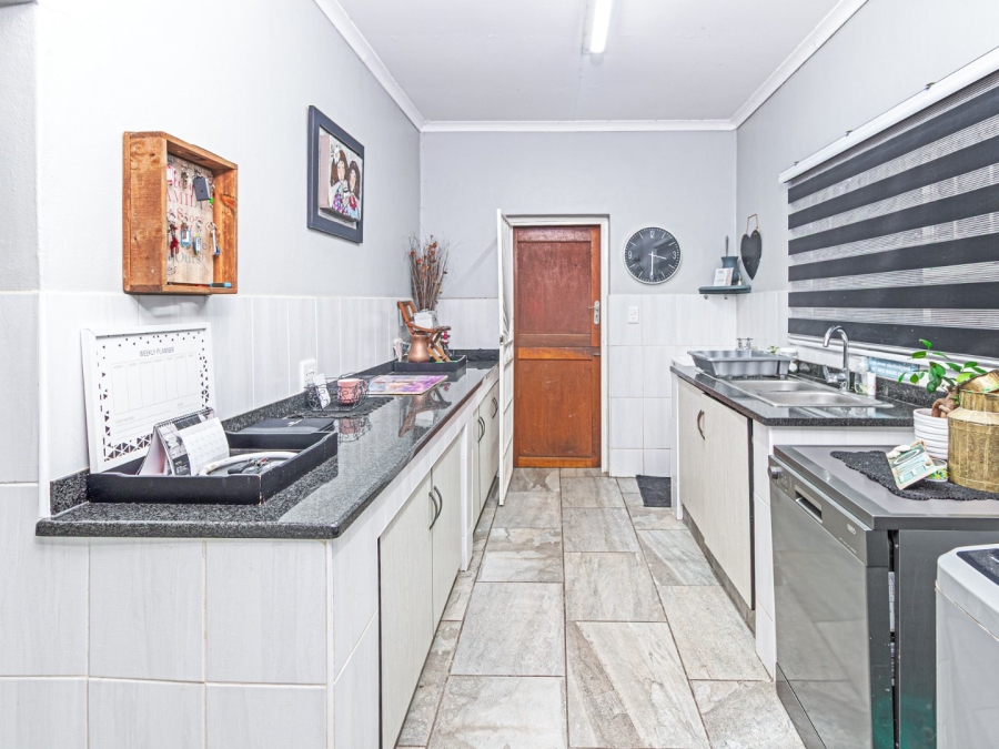 3 Bedroom Property for Sale in Melodie North West